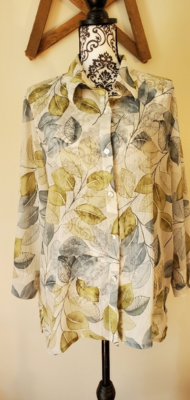 Alfred Dunner Tops - Alfred Dunner Woman's Sheer Top EUC